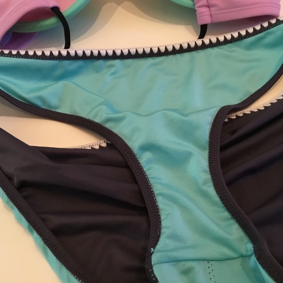 Shade & Shore bikini / hipster bottom & halter top - Picture 8 of 8